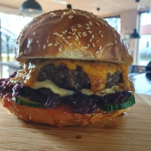 ANGUS BURGER